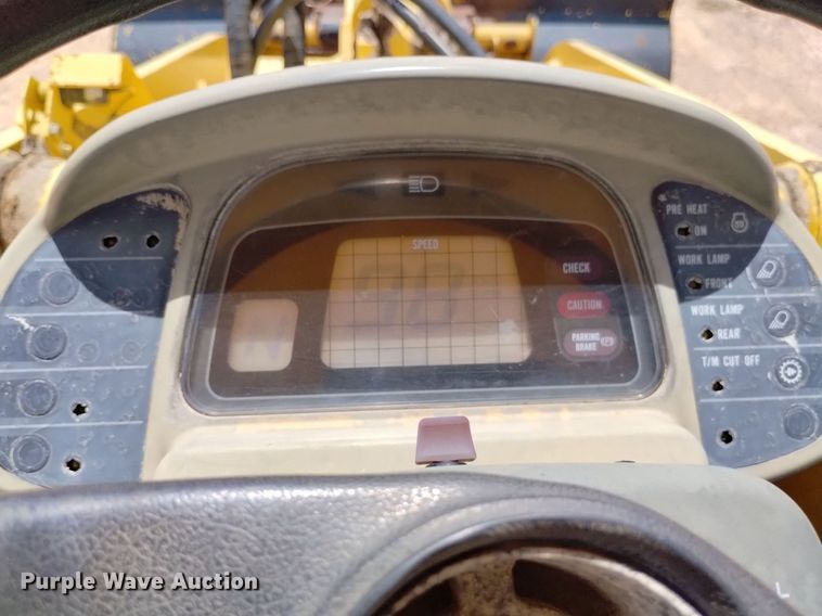 image for item DN6463 1998 Komatsu WA250-3L  wheel loader