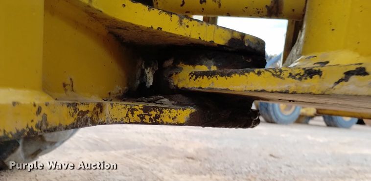 image for item DN6463 1998 Komatsu WA250-3L  wheel loader