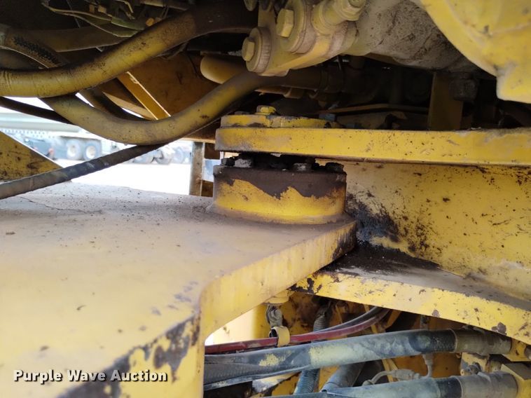 image for item DN6463 1998 Komatsu WA250-3L  wheel loader