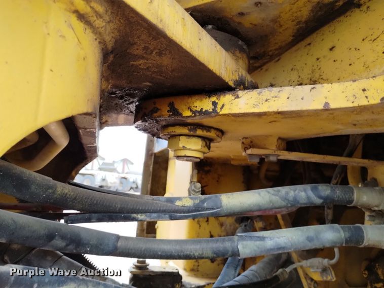 image for item DN6463 1998 Komatsu WA250-3L  wheel loader