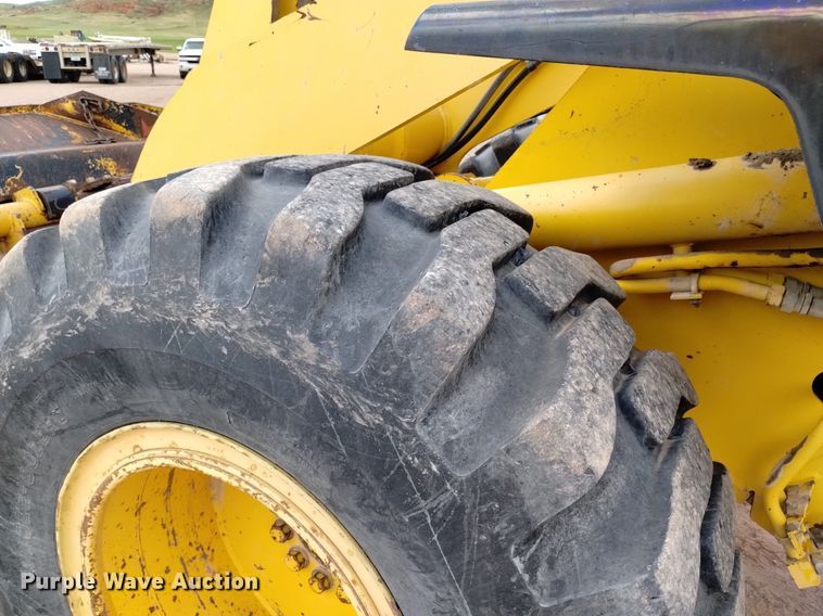 image for item DN6463 1998 Komatsu WA250-3L  wheel loader