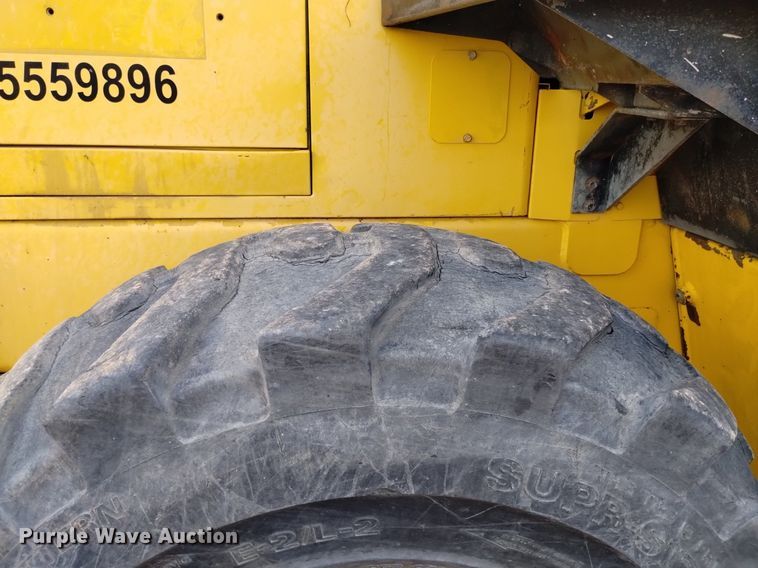 image for item DN6463 1998 Komatsu WA250-3L  wheel loader