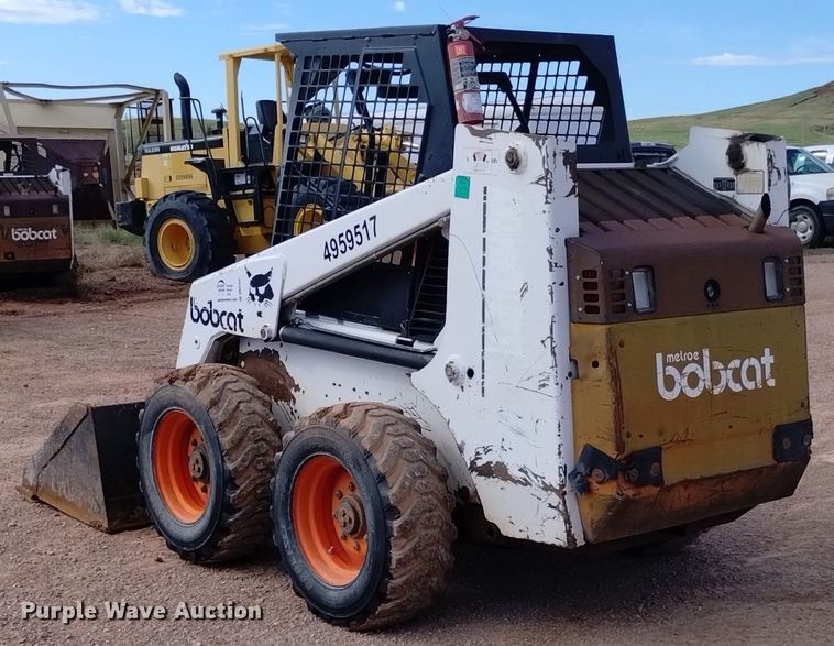 image for item DN6464 1994 Bobcat 853  skid steer loader