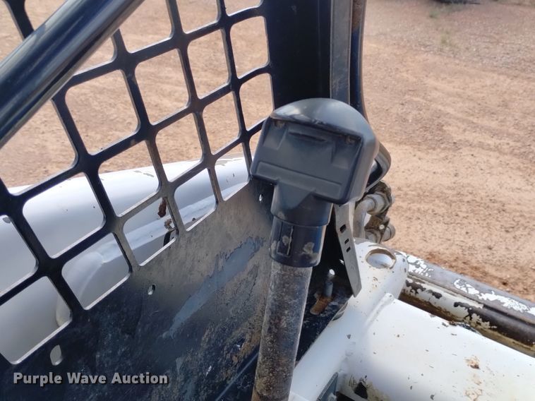 image for item DN6464 1994 Bobcat 853  skid steer loader