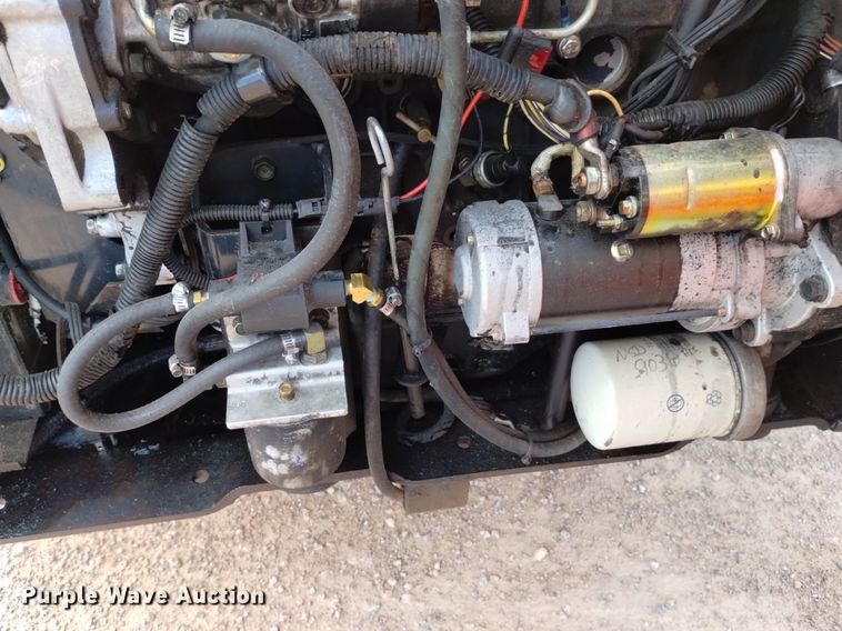 image for item DN6464 1994 Bobcat 853  skid steer loader