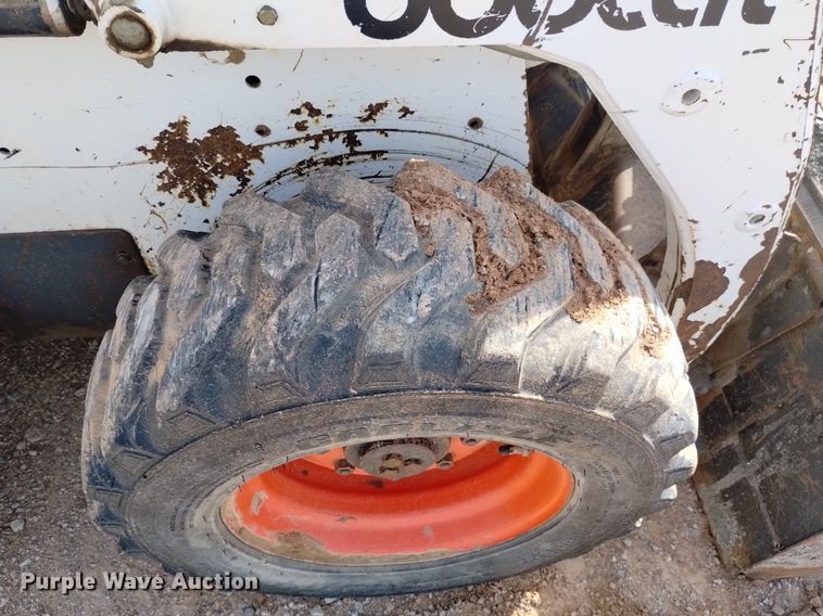 image for item DN6464 1994 Bobcat 853  skid steer loader