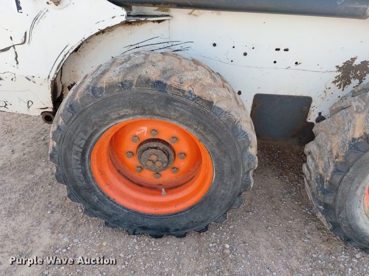 image for item DN6464 1994 Bobcat 853  skid steer loader