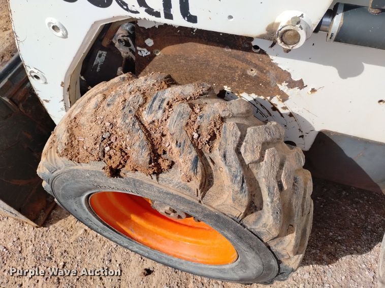 image for item DN6464 1994 Bobcat 853  skid steer loader