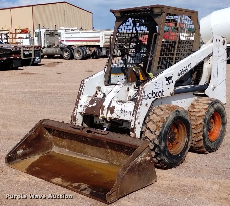 image for item DN6465 1994 Bobcat 853  skid steer loader