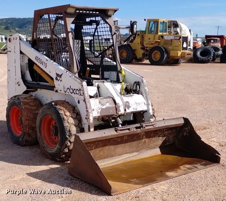 image for item DN6465 1994 Bobcat 853  skid steer loader