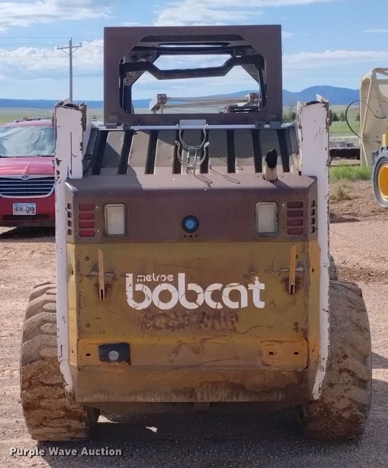 image for item DN6465 1994 Bobcat 853  skid steer loader