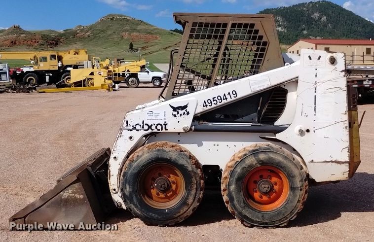 image for item DN6465 1994 Bobcat 853  skid steer loader