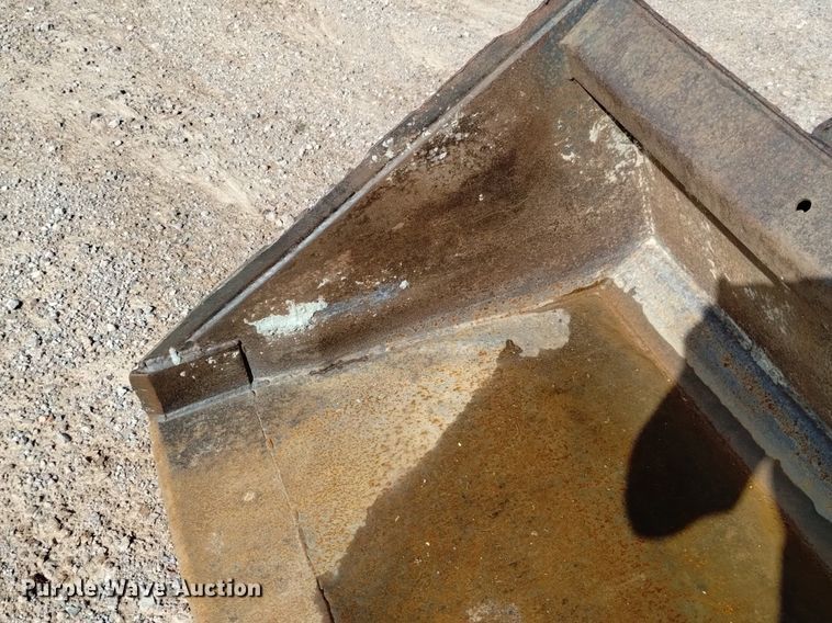 image for item DN6465 1994 Bobcat 853  skid steer loader