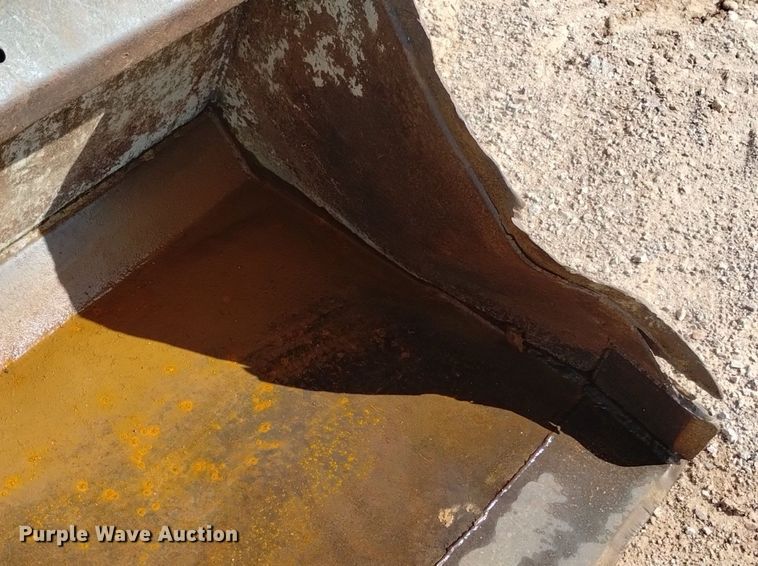 image for item DN6465 1994 Bobcat 853  skid steer loader