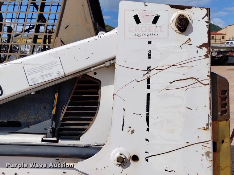 image for item DN6465 1994 Bobcat 853  skid steer loader