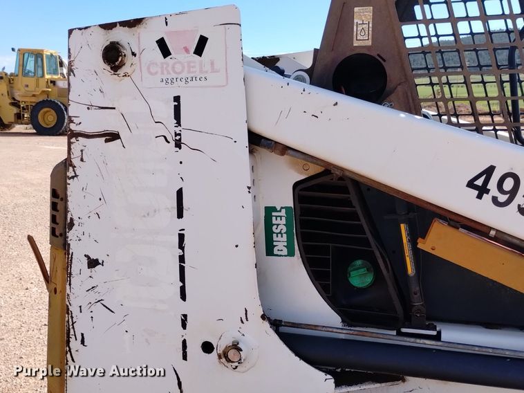 image for item DN6465 1994 Bobcat 853  skid steer loader