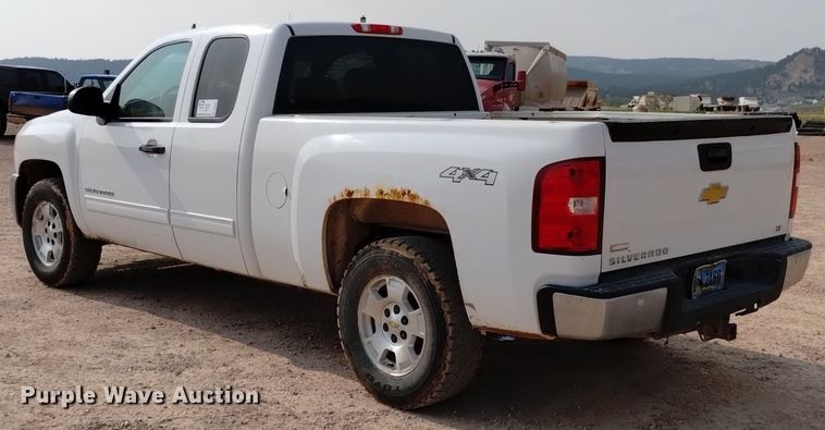 image for item DN6467 2012 Chevrolet Silverado 1500  Ext. Cab pickup truck