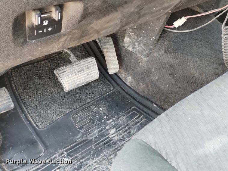 image for item DN6467 2012 Chevrolet Silverado 1500  Ext. Cab pickup truck