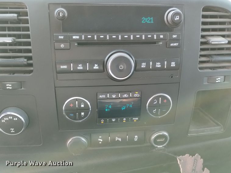 image for item DN6467 2012 Chevrolet Silverado 1500  Ext. Cab pickup truck