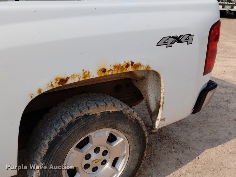 image for item DN6467 2012 Chevrolet Silverado 1500  Ext. Cab pickup truck