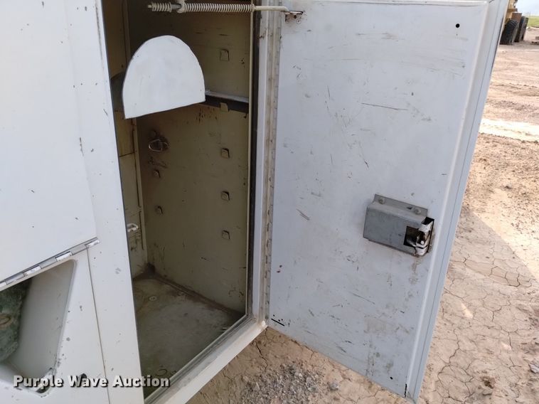 image for item DN6468 2006 Chevrolet C4500  utility / service truck