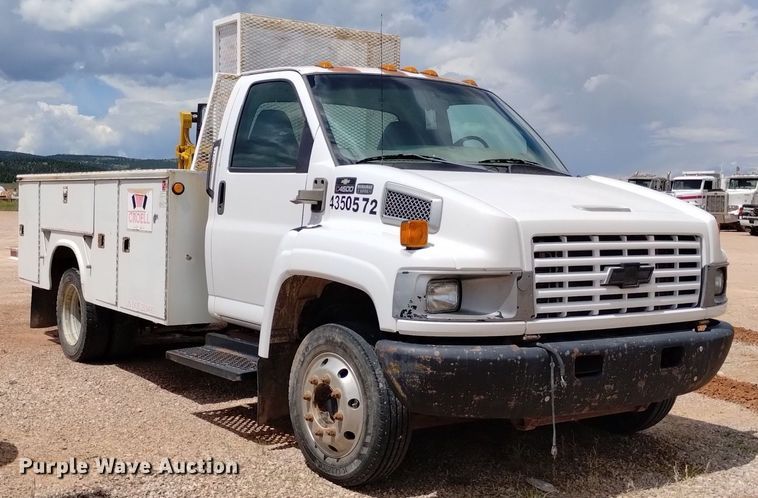 image for item DN6469 2005 Chevrolet C4500  utility / service truck