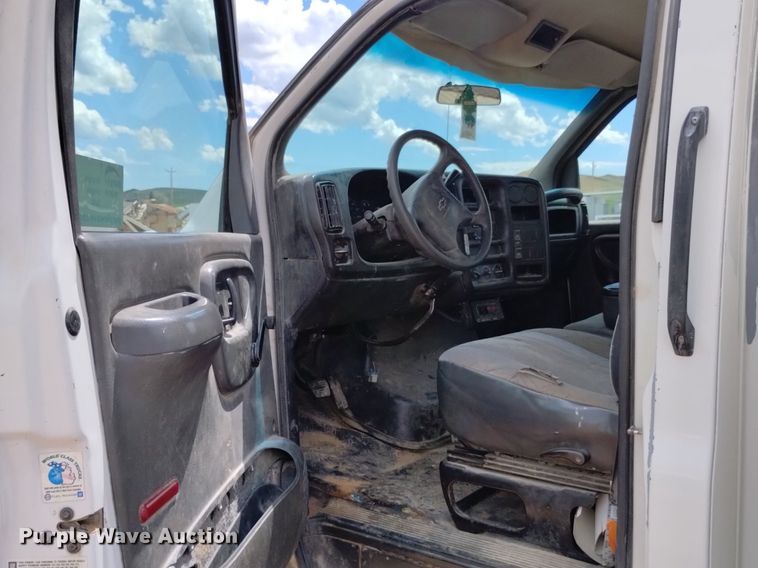 image for item DN6469 2005 Chevrolet C4500  utility / service truck
