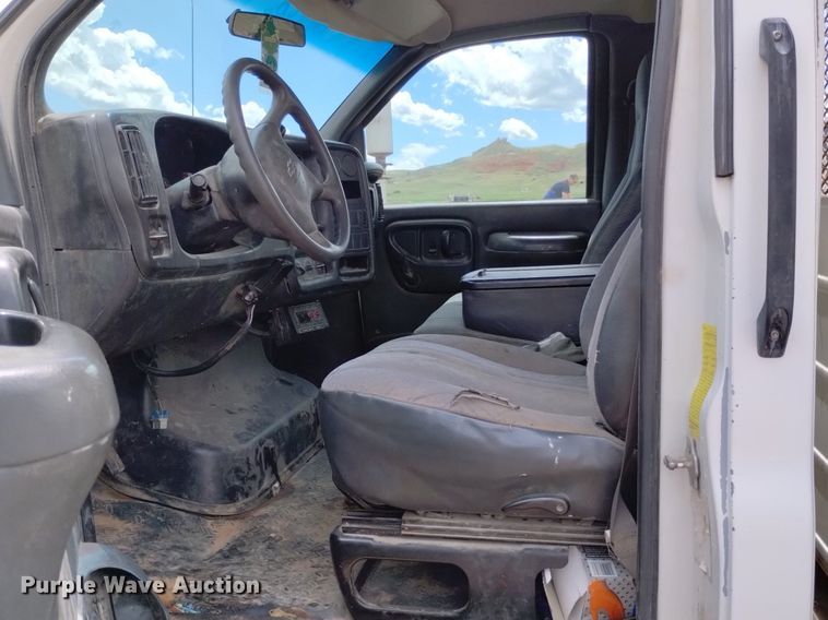 image for item DN6469 2005 Chevrolet C4500  utility / service truck