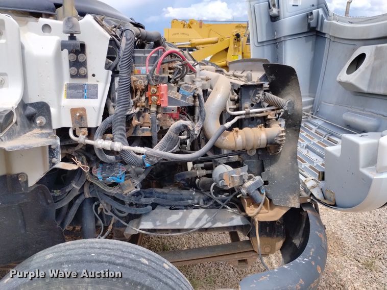 image for item DN6469 2005 Chevrolet C4500  utility / service truck