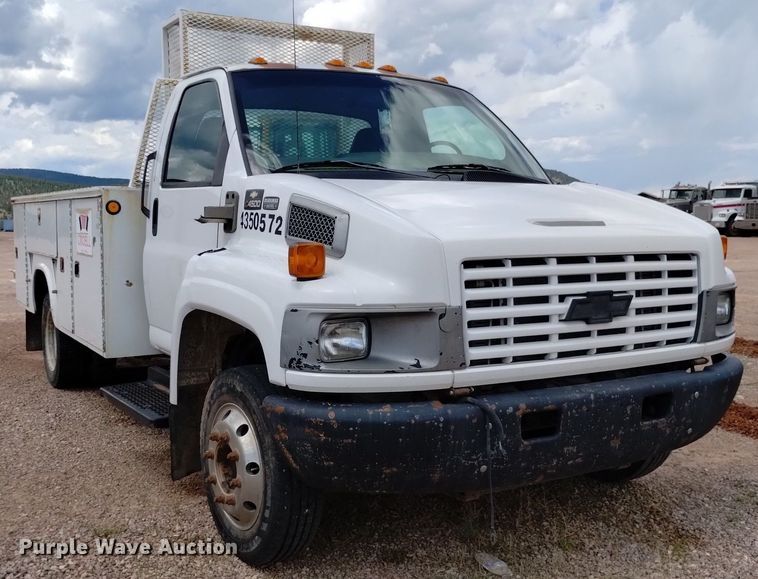 image for item DN6469 2005 Chevrolet C4500  utility / service truck