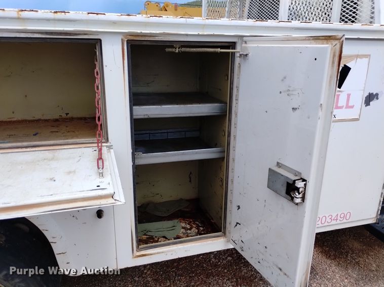 image for item DN6469 2005 Chevrolet C4500  utility / service truck