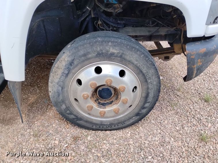 image for item DN6469 2005 Chevrolet C4500  utility / service truck