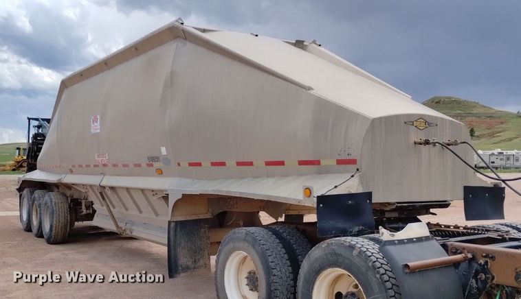 image for item DN6470 1993 Beall BD-N3428-93  bottom dump trailer
