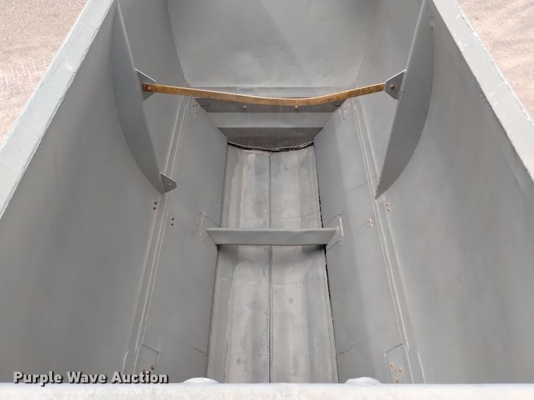 image for item DN6470 1993 Beall BD-N3428-93  bottom dump trailer