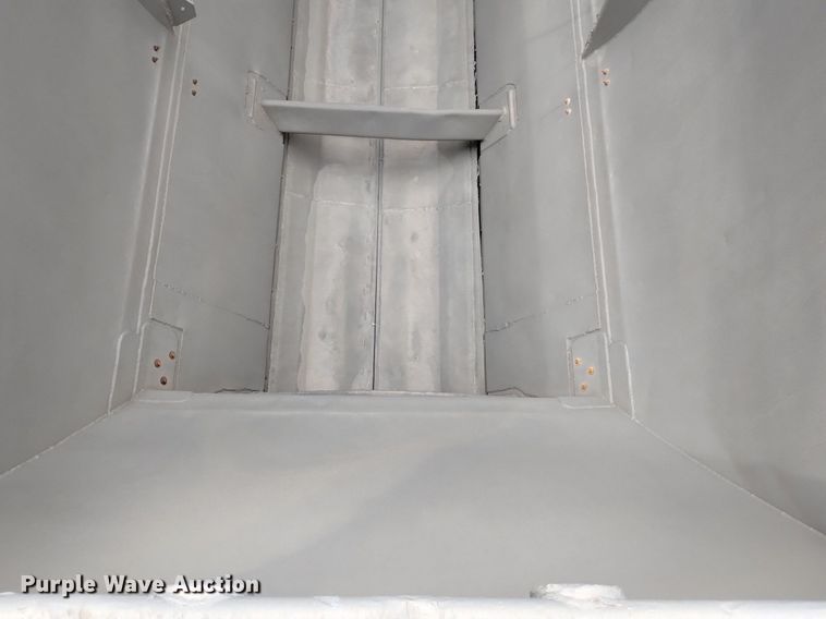 image for item DN6470 1993 Beall BD-N3428-93  bottom dump trailer