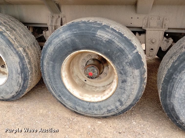 image for item DN6470 1993 Beall BD-N3428-93  bottom dump trailer