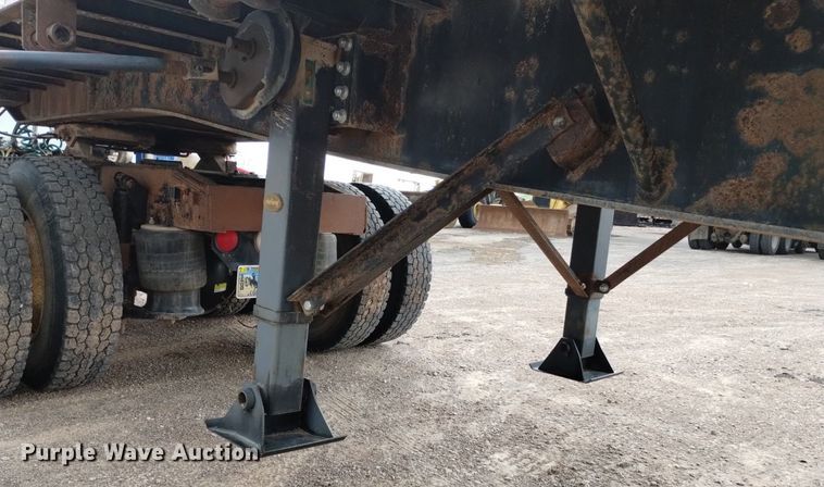 image for item DN6471 1995 Great Dane  flatbed trailer