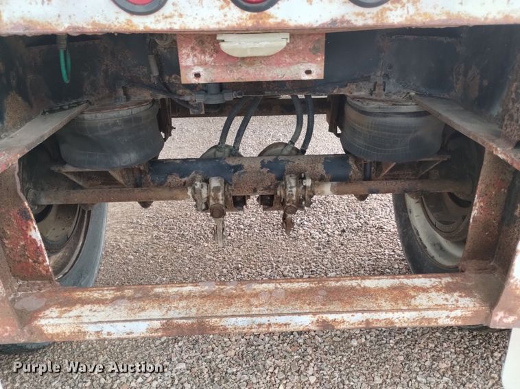 image for item DN6471 1995 Great Dane  flatbed trailer