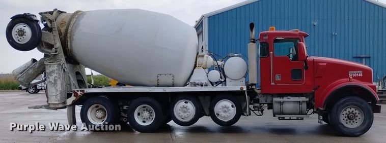 image for item DN6480 2001 Kenworth W900  ready mix truck