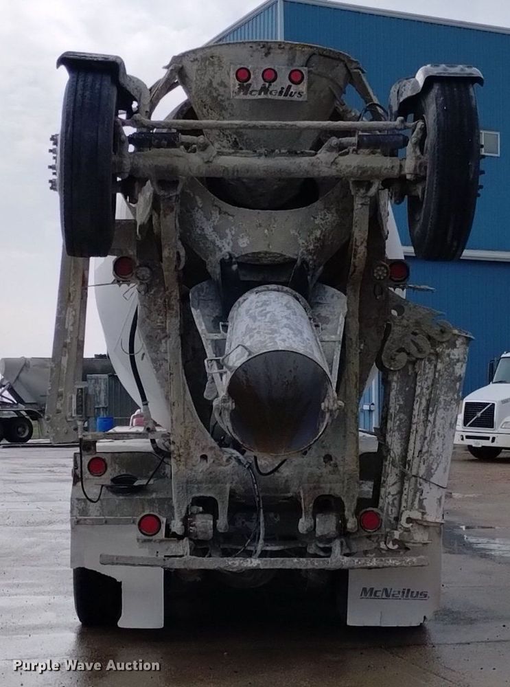 image for item DN6480 2001 Kenworth W900  ready mix truck