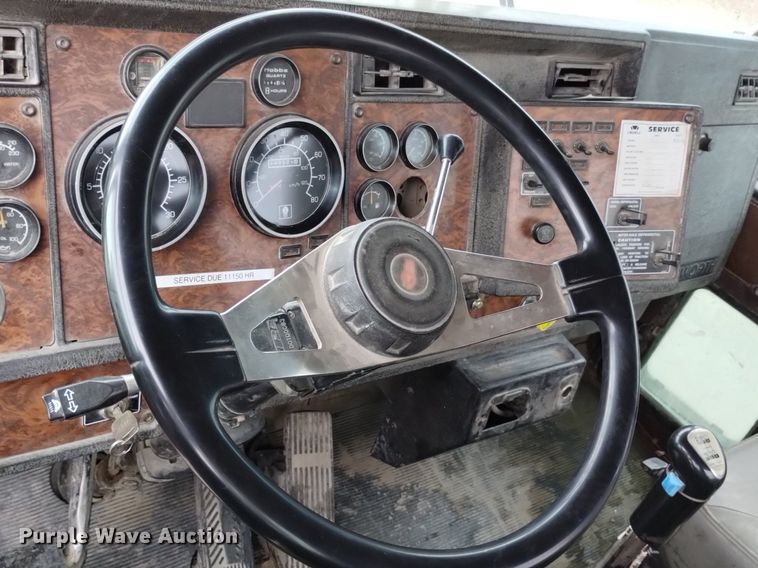 image for item DN6480 2001 Kenworth W900  ready mix truck