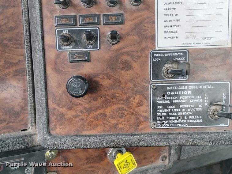 image for item DN6480 2001 Kenworth W900  ready mix truck