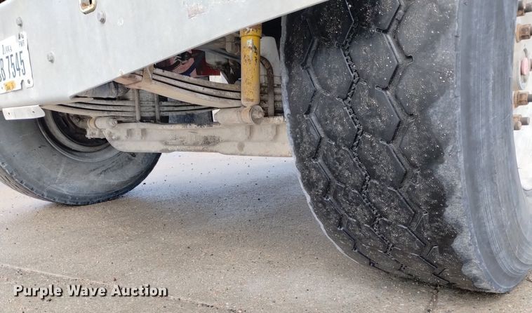 image for item DN6480 2001 Kenworth W900  ready mix truck