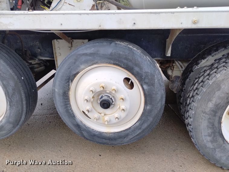 image for item DN6480 2001 Kenworth W900  ready mix truck