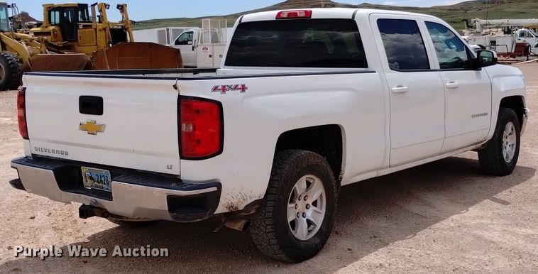 image for item DN6481 2015 Chevrolet Silverado 1500  Crew Cab pickup truck