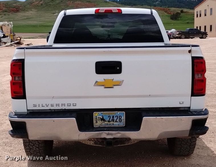 image for item DN6481 2015 Chevrolet Silverado 1500  Crew Cab pickup truck