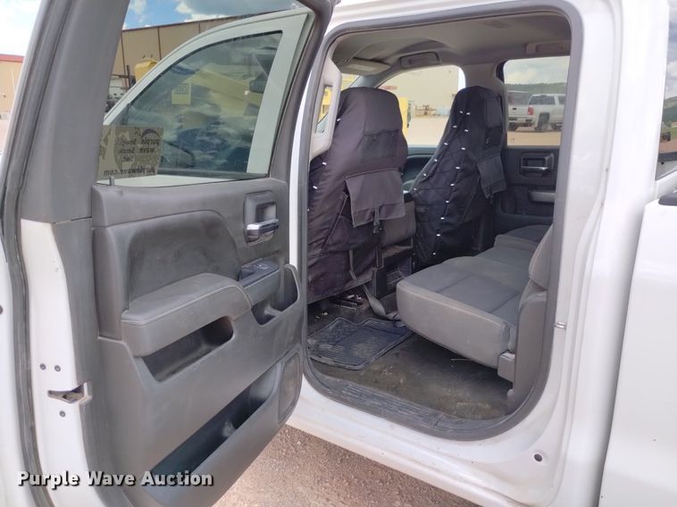 image for item DN6481 2015 Chevrolet Silverado 1500  Crew Cab pickup truck