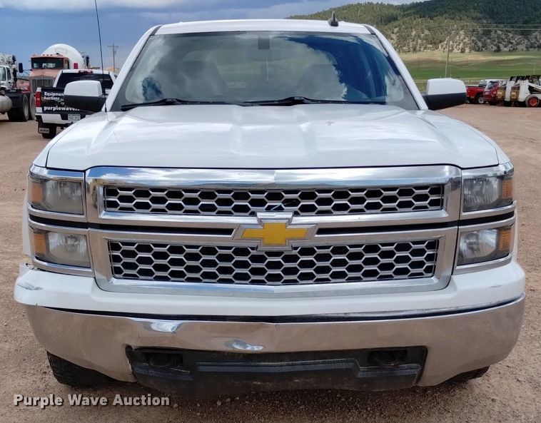 image for item DN6481 2015 Chevrolet Silverado 1500  Crew Cab pickup truck