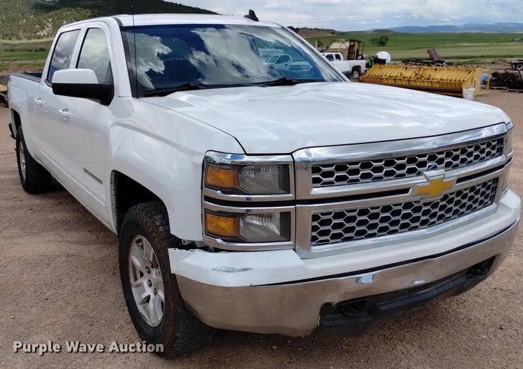 image for item DN6481 2015 Chevrolet Silverado 1500  Crew Cab pickup truck