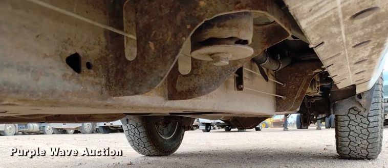 image for item DN6481 2015 Chevrolet Silverado 1500  Crew Cab pickup truck